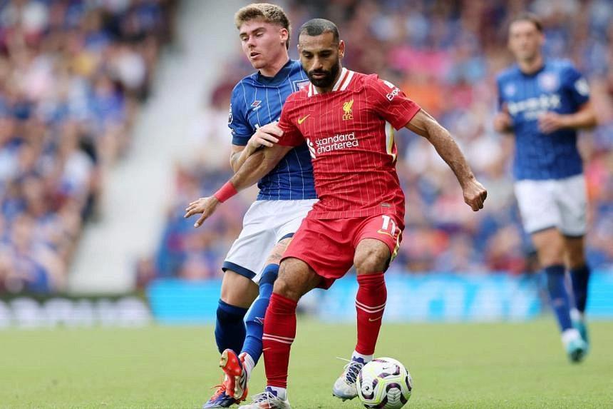 Salah and Jota lead Liverpool to winning start under new boss Slot