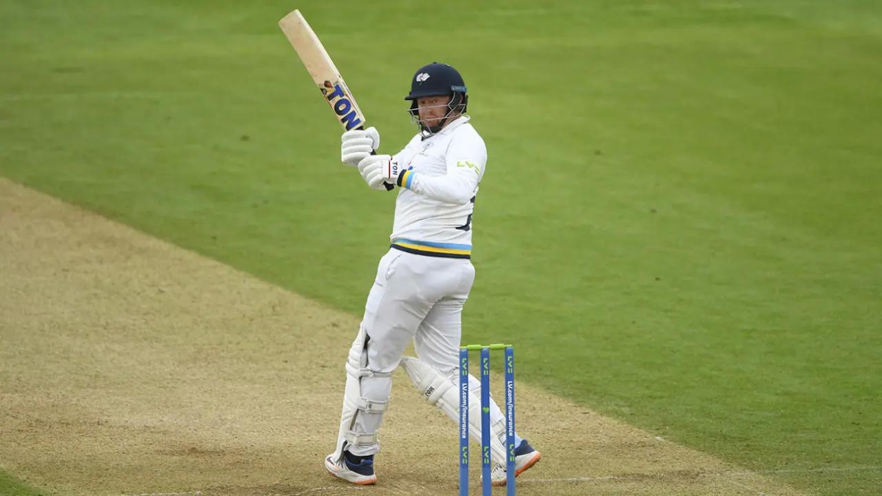 Jonny Bairstow scores first first-class century in almost a year as Yorkshire dominate