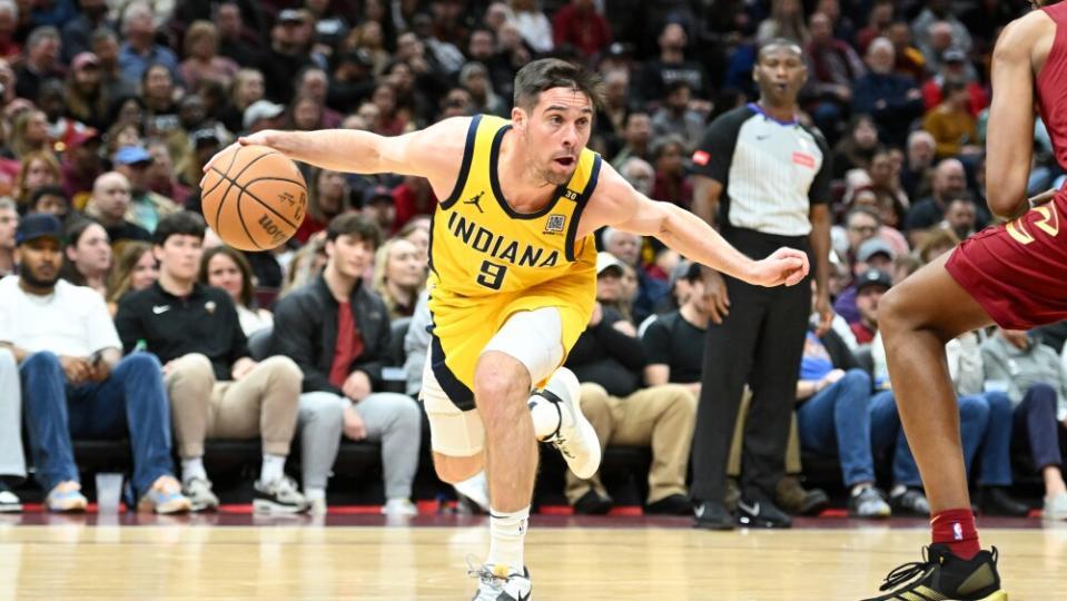 Indiana Pacers secure T.J. McConnell with four-year, $45 million contract extension