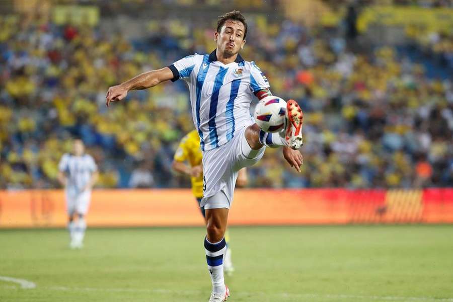 Real Sociedad forward Oyarzabal sustains ankle injury while representing Spain in the national team