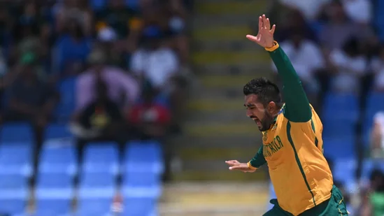 Tabraiz Shamsi chooses T20 leagues over South Africa central contract