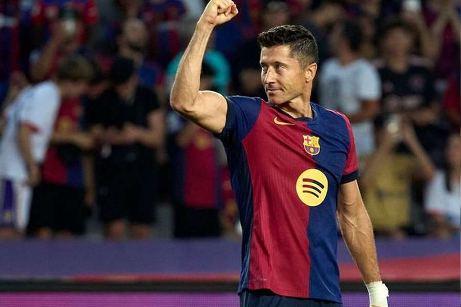 Barcelona's Lewandowski Praises Flick for Improved Passing and Space