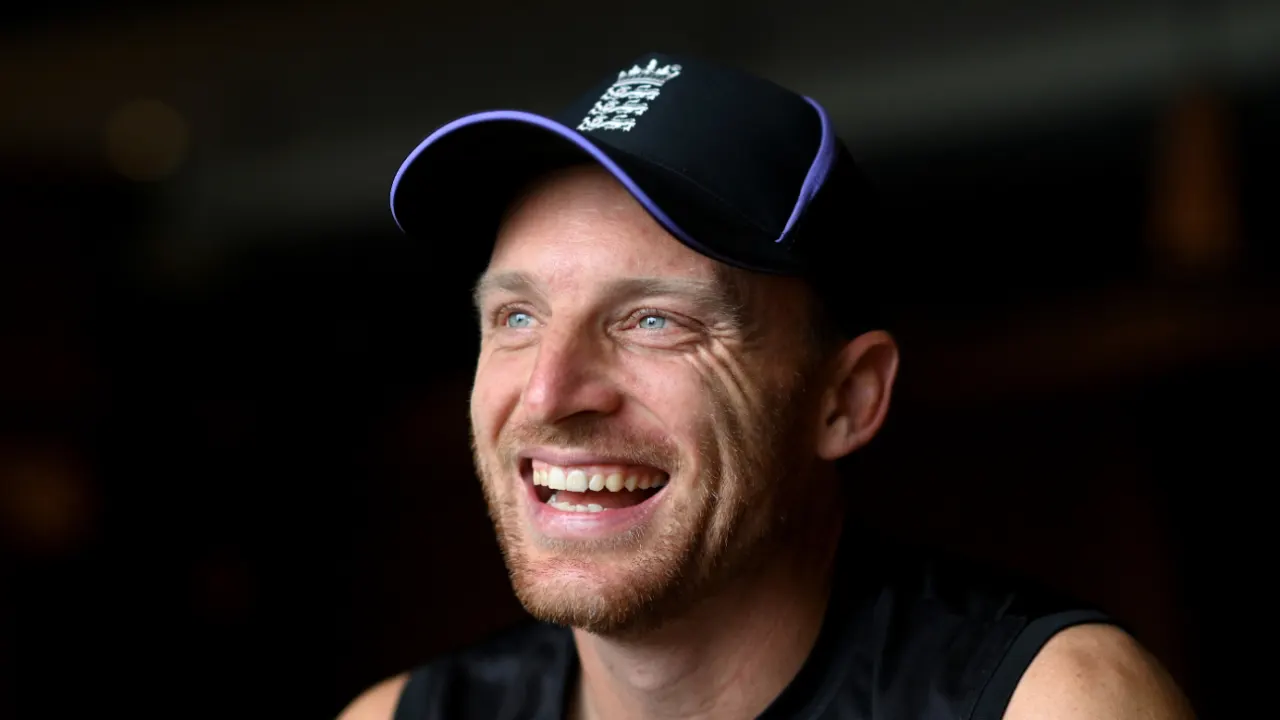 England opt to bowl first as Dan Mousley makes debut and Jos Buttler returns to the team