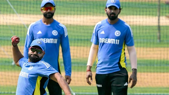 Finch and Clarke Move Away from ‘Dominates Spin’ Analogy as Rohit Sharma Chooses KL Rahul to Open in Adelaide