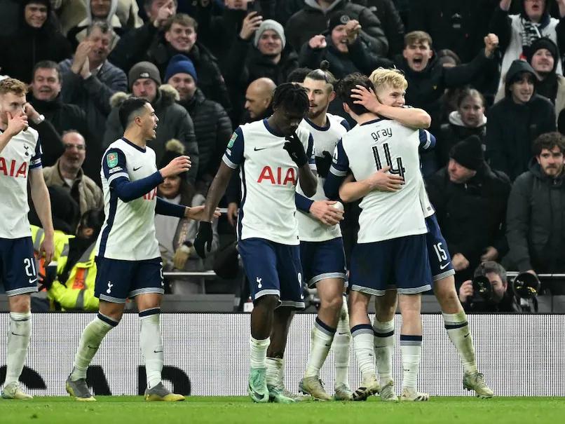 Lucas Bergvall showcases brilliance as Tottenham secure advantage in League Cup Semi-Final against Liverpool