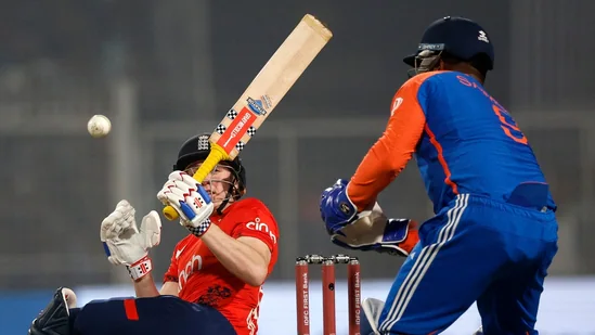 Harry Brook slammed for blaming Kolkata smog for England's defeat against Varun Chakaravarthy