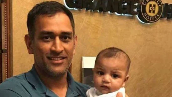 'Behind the Scenes: The Story of MS Dhoni's Iconic Picture with Sarfaraz Ahmed's Son'